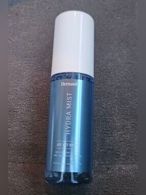 Dermasil Hydra Mist Jet- Set- Reset Hydrating Facial Mist - 2fl Oz BNIB